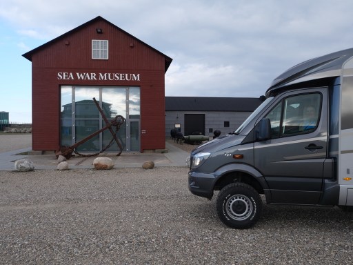 UNADJUSTEDNONRAW thumb 9e9a